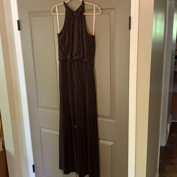 Pleated Jumpsuit - Picture 2 of 4